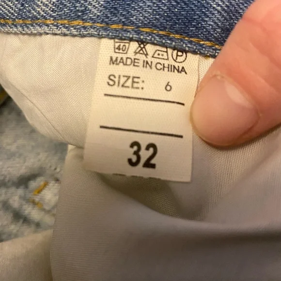 Black Icon Floral Patterned Blue Jeans - Picture 4 of 4